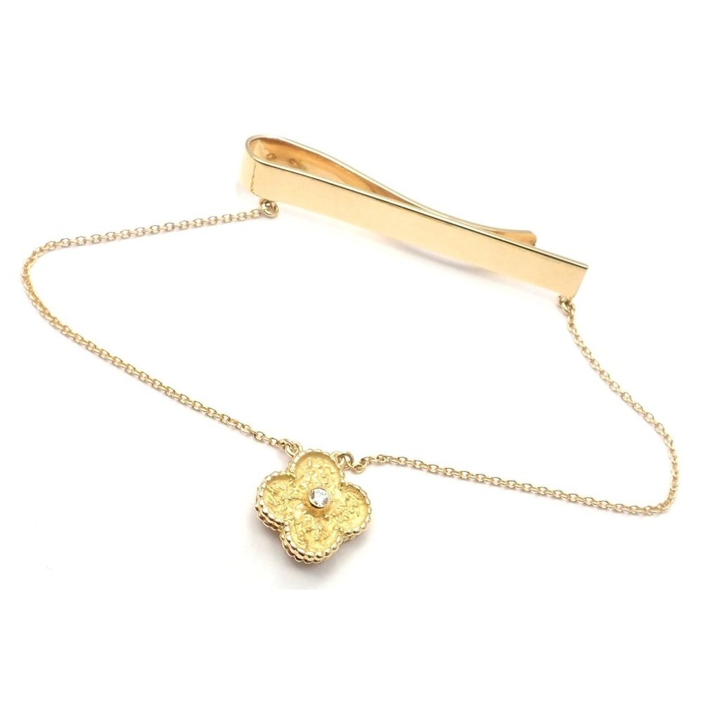 Authentic! Van Cleef & Arpels 18k Yellow Gold Diamond Vintage Alhambra Tie Clip